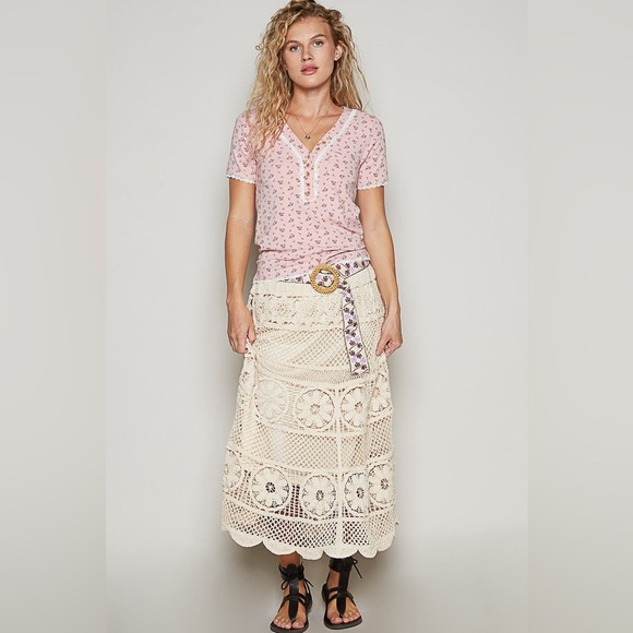 35A. POL Olive Floral Scalloped Edge Buckle Belt - Picture 6 of 7